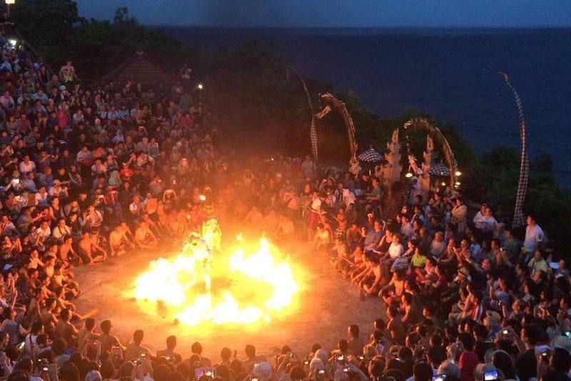 Kecak fire dance Uluwatu Bali